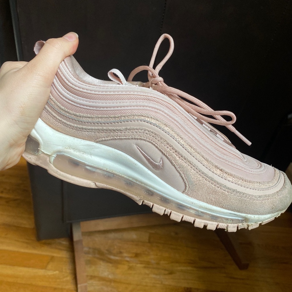 Pink Nike Airmax 97